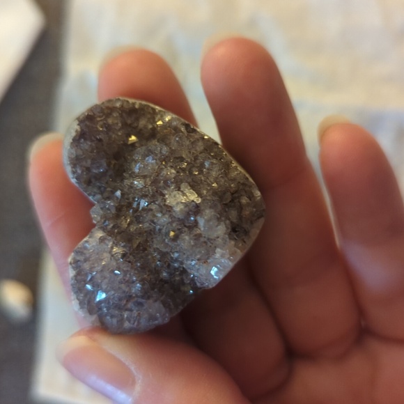 Amethyst raw heart - Picture 2 of 5